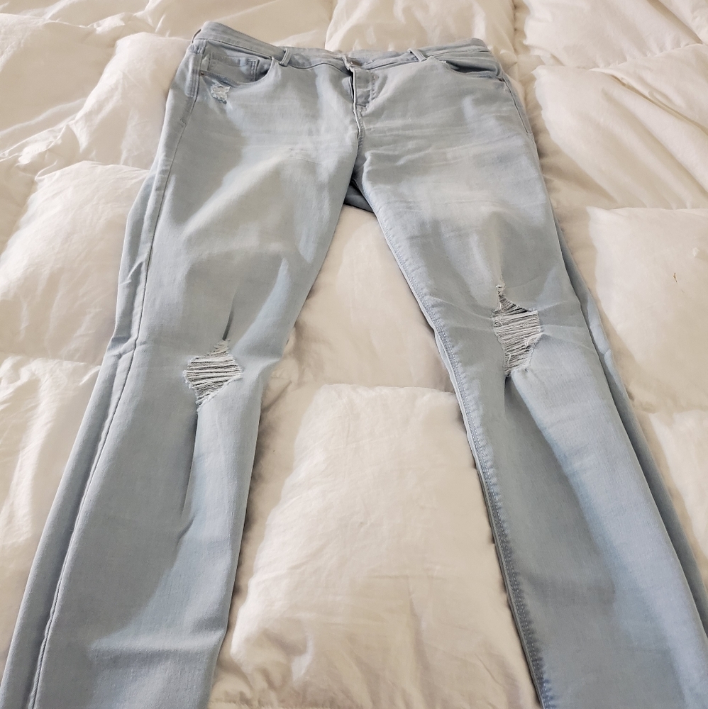 Old Navy Rockstar jeans - Picture 2 of 7